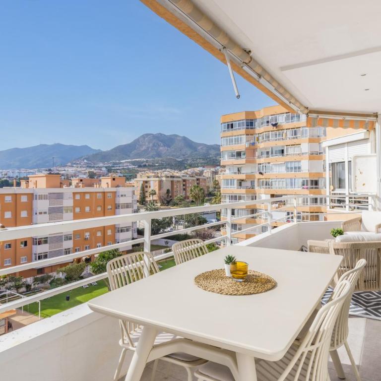Torremolinos & terrace views by ELE Apartments - Apartamento de 2 dormitorios con terraza y vistas al mar - 4