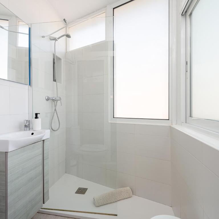 Apartment Xara Torres, at the Beach of Alcudia - Three-Bedroom Apartment - 29