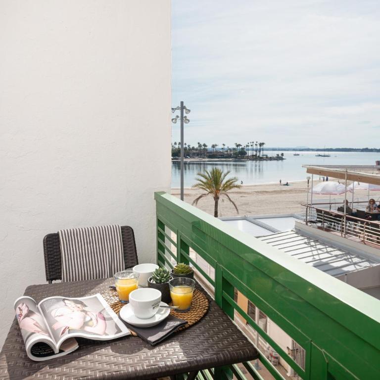 Apartment Xara Torres, at the Beach of Alcudia - Three-Bedroom Apartment - 1