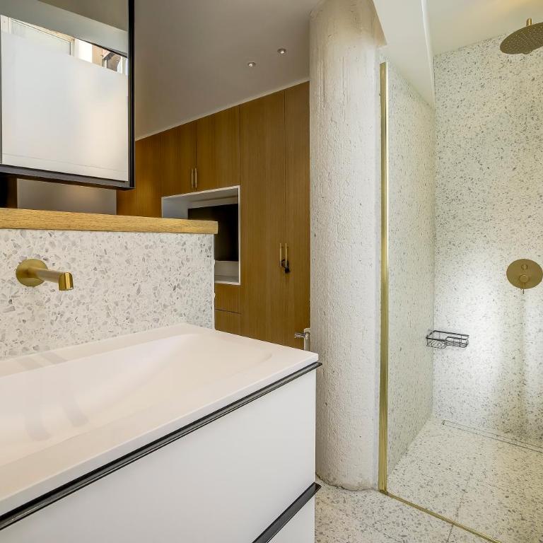 Perle rare au coeur de la pinede - Appartement 3 Chambres - 14