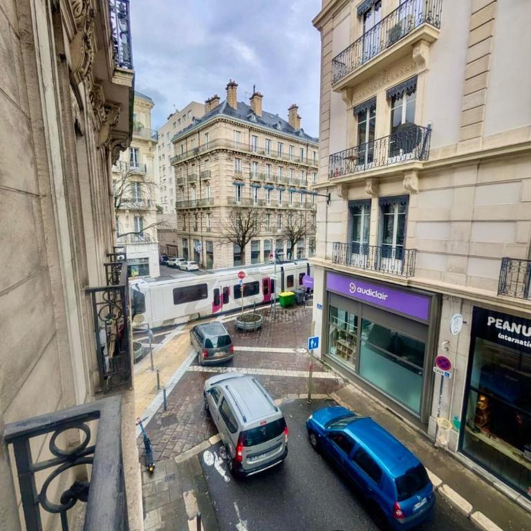 Studio in Hyper Centre Close to All Amenities - Appartement 1 Chambre - 4