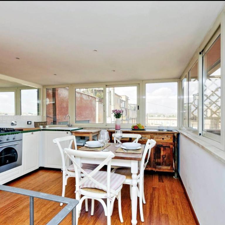 Trastevere Penthouse amazing terrace - Two-Bedroom Apartment - 7
