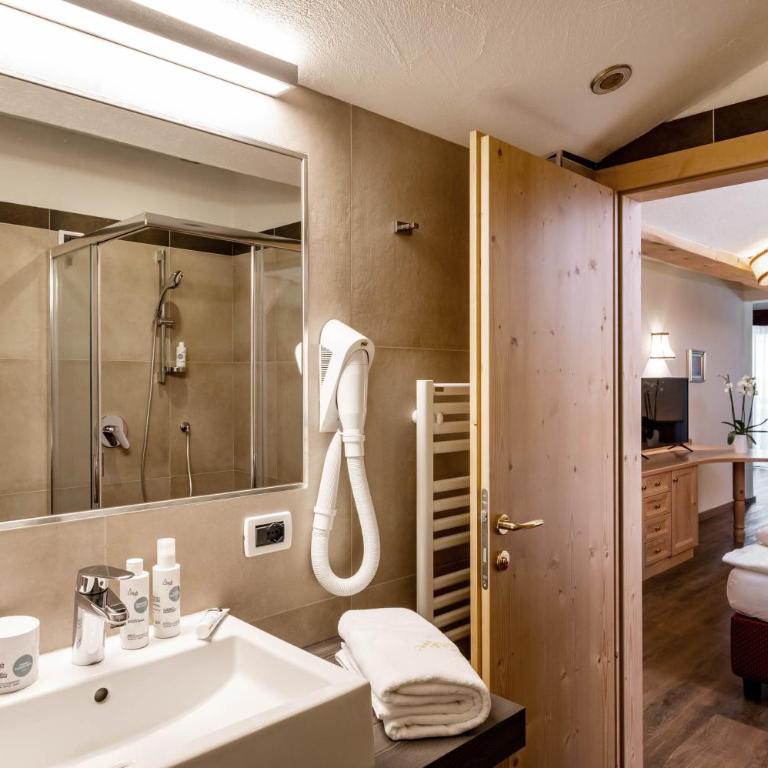 Hotel Terme Antico Bagno - Camera Matrimoniale con Vasca Idromassaggio - 5