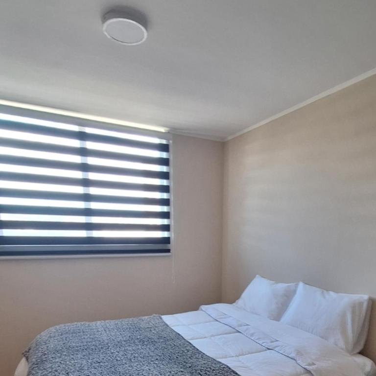 A minutos de av Alemania, casino, tiendas, restaurantes, para 4 personas, incluye estacionamiento y wifi - Apartamento de 2 dormitorios - 1