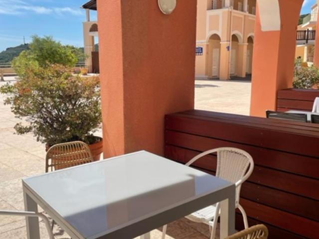 CAP ESTEREL, T2 VUE MER 4 couchages adapté PMR - Apartamento de 1 dormitorio - 4