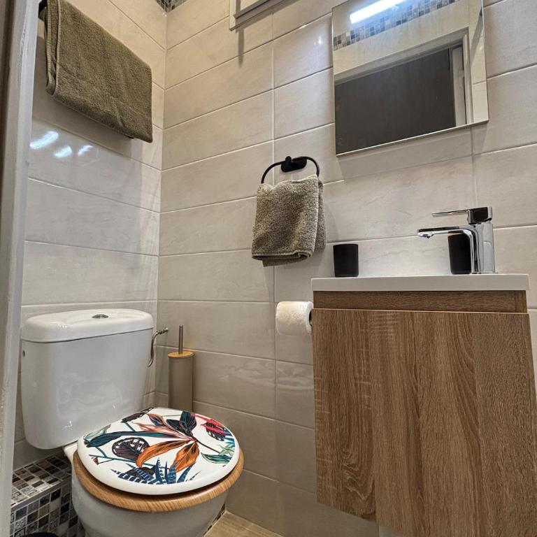 Cosy Apartment in Cannes, AC, WiFi, 15min Palais - Appartement 1 Chambre - 8