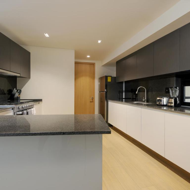 Saltillo 85, Centric Condo with Balcony and Natural Light - Apartamento de 2 dormitorios - 10