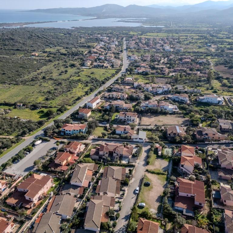 5min dalla Spiaggia La Cinta - Villetta Elegante a San Teodoro - Appartamento con 2 Camere da Letto - 36