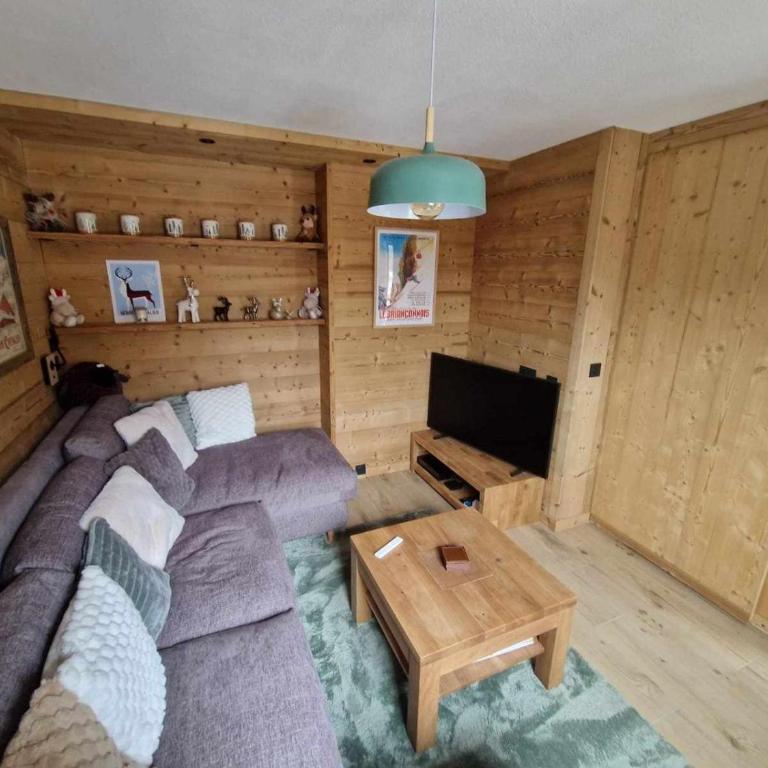 Magnifique appartement 6p balcon, garage Pontillas - Appartement 3 Chambres - 8
