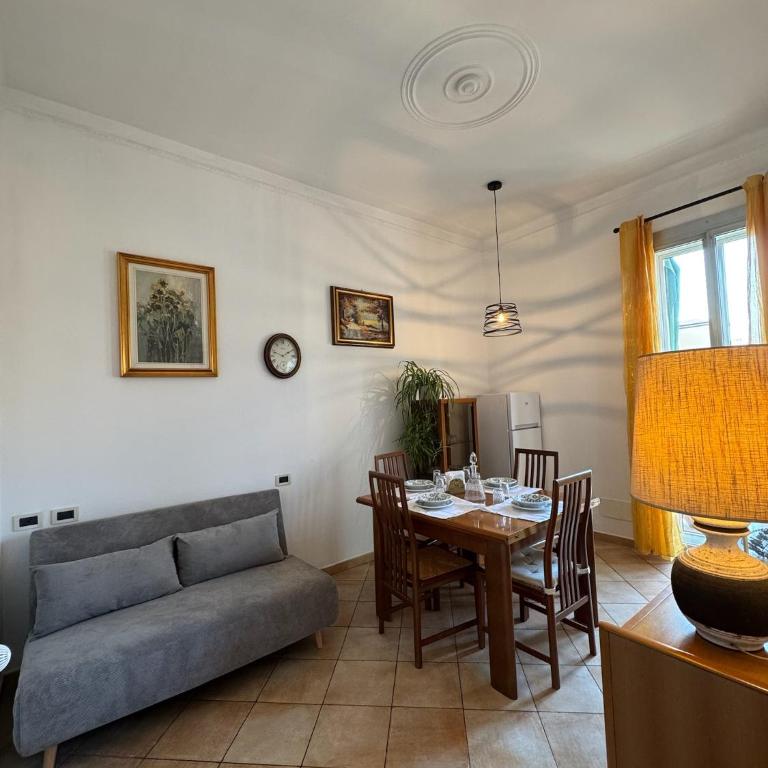 Bologna Fiera - Train Station Apartment - Free parking - Appartamento con 2 Camere da Letto - 3