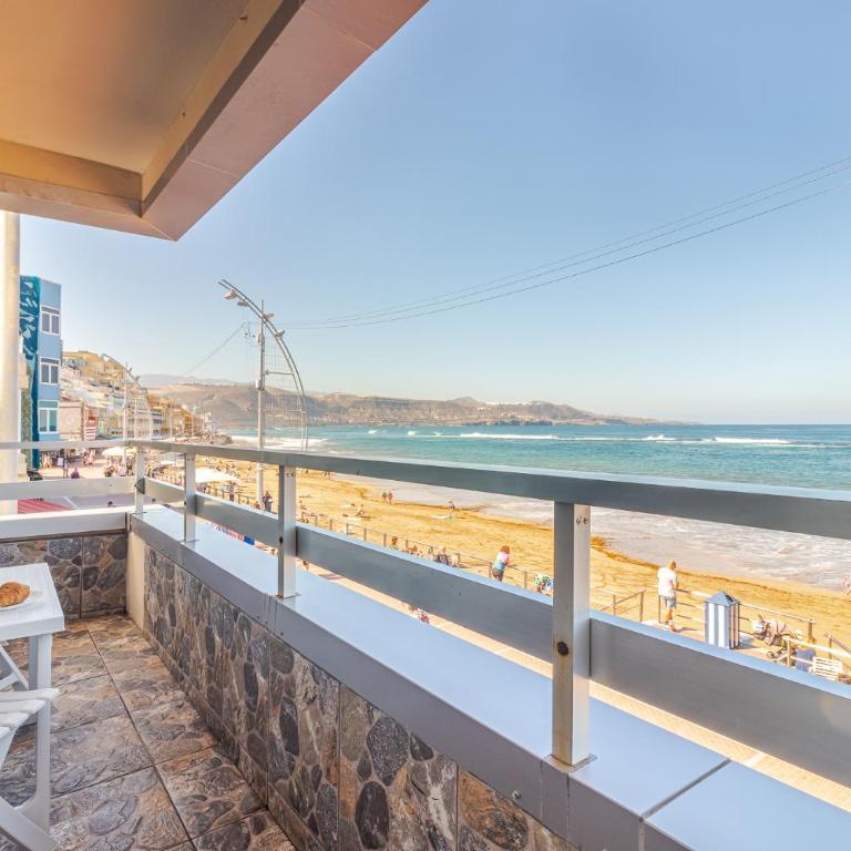 Seafront Terrace Apartment Las Canteras - Two-Bedroom Apartment - 1