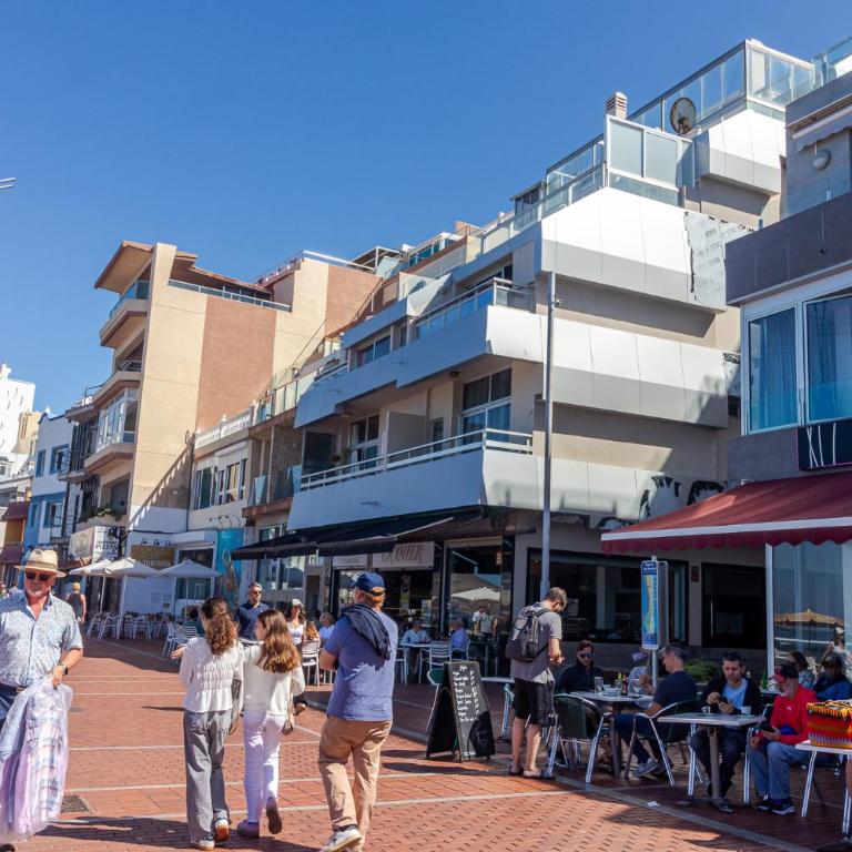 Seafront Terrace Apartment Las Canteras - Two-Bedroom Apartment - 33