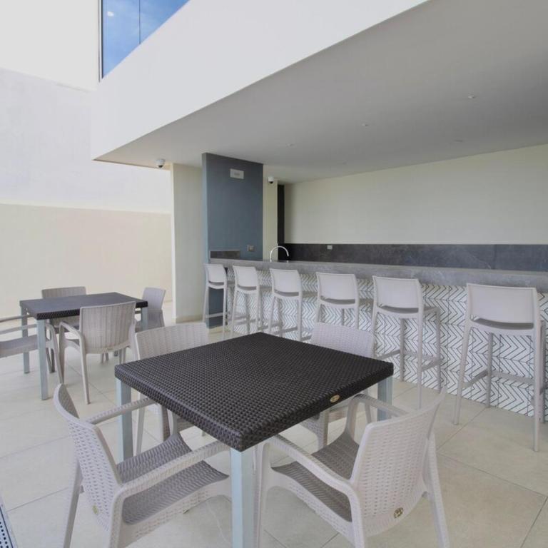 Departamento frente a la playa los pinitos - Two-Bedroom Apartment - 5