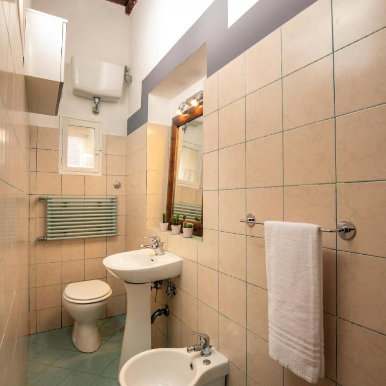 Dimora Florea - in the heart of Campo de' Fiori - Appartamento con 2 Camere da Letto e Vista Città - 20