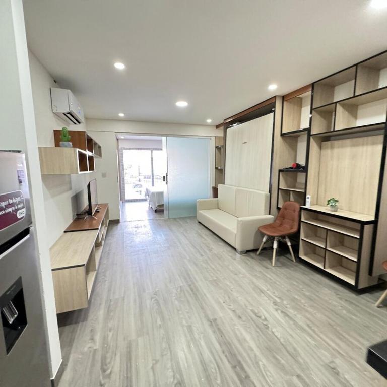 DPTTOS cerca del Ventura Mall y Equipetrol WiFI Pool Coozy - Apartamento - Planta baja - 13