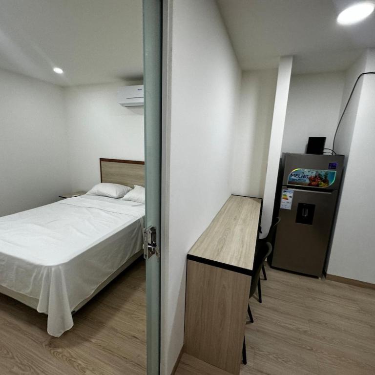 DPTTOS cerca del Ventura Mall y Equipetrol WiFI Pool Coozy - Apartamento de 2 dormitorios con balcón y terraza - 14