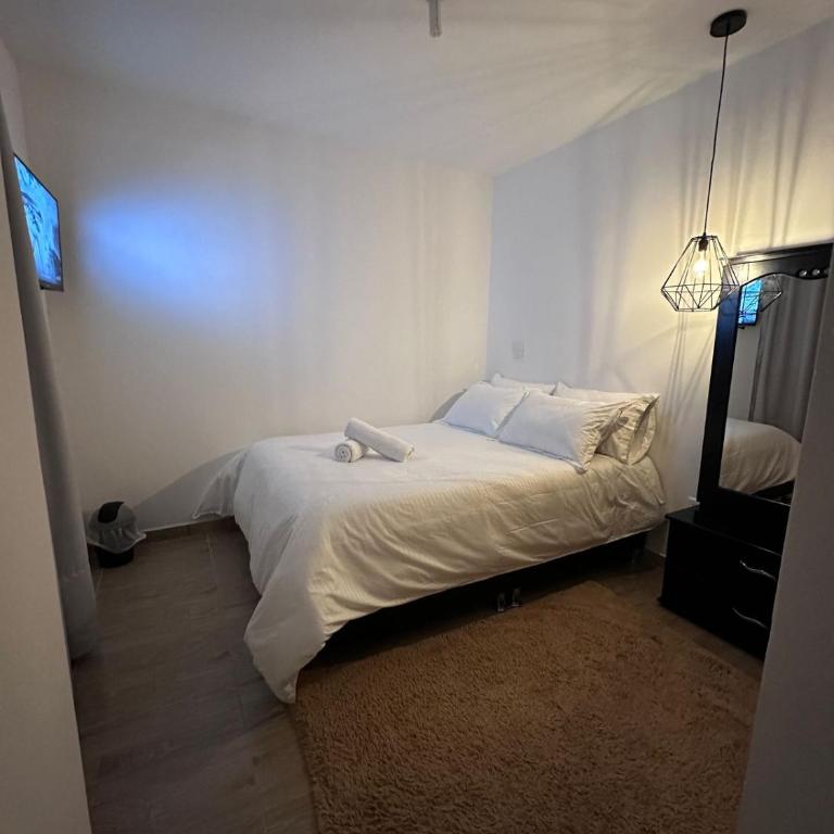 Habitaciones privadas cerca al aeropuerto - Habitación Doble con baño compartido - 1