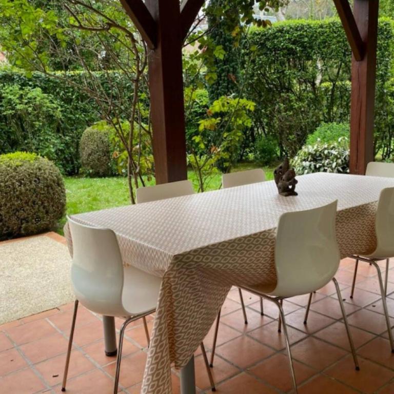 Bel appartement spacieux avec jardin et piscine - Appartamento - Piano Terra - 7