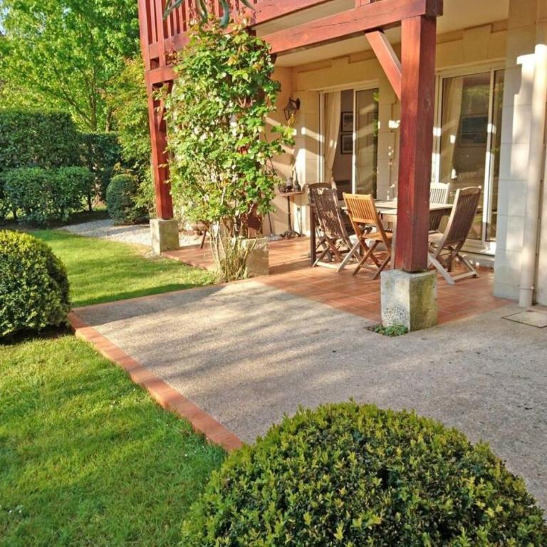 Bel appartement spacieux avec jardin et piscine - Appartamento - Piano Terra - 8