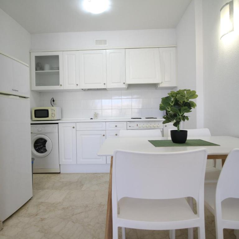 Mediterranean Way - Aquamarina 425 - One-Bedroom Apartment - 16