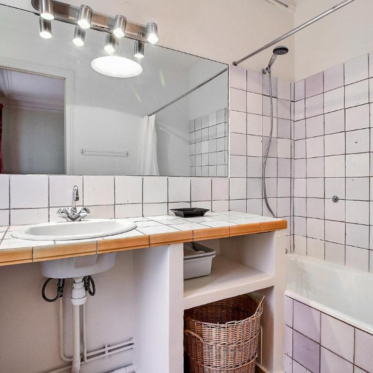 Parisian Home 277 2 chambres Marais - Bastille - Appartement 5 Chambres - 12