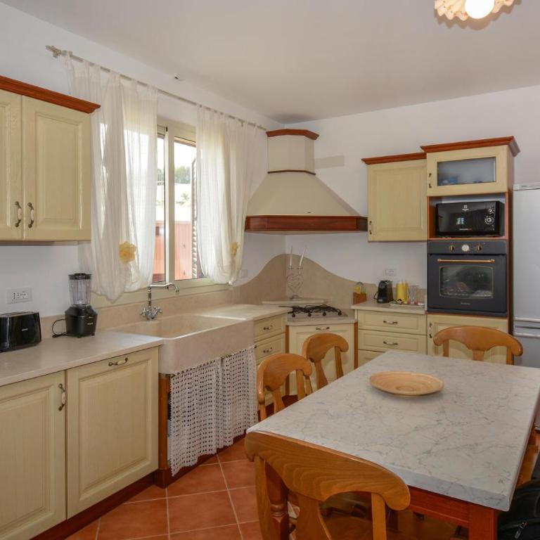Stunning Home In Noto With House A Panoramic View - Casa Vacanze con 3 Camere da Letto - 7