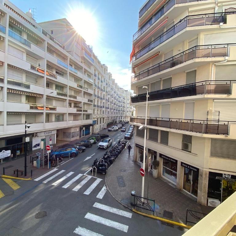 Spacieux 3 chambres BALCON, MARTINEZ -CARLTON A3B130 - Apartment mit Balkon - 24