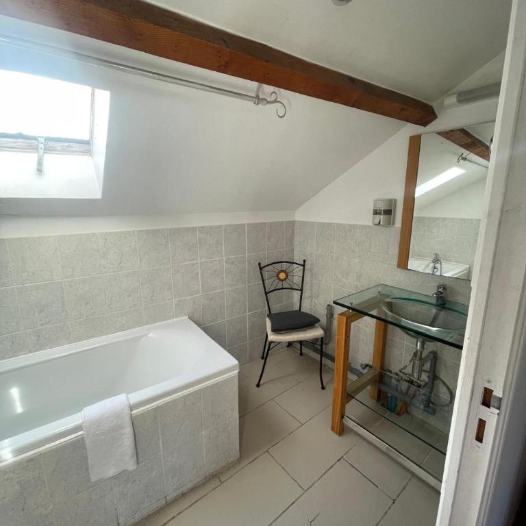 joli T3 au coeur de lourdes - Appartamento con 2 Camere da Letto - 3