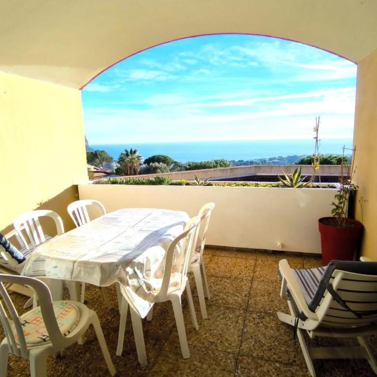 Mini Villa Calme, Vue Mer, Piscine et Garage - Apartment mit 1 Schlafzimmer - 15