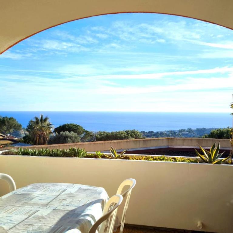 Mini Villa Calme, Vue Mer, Piscine et Garage - Apartment mit 1 Schlafzimmer - 1
