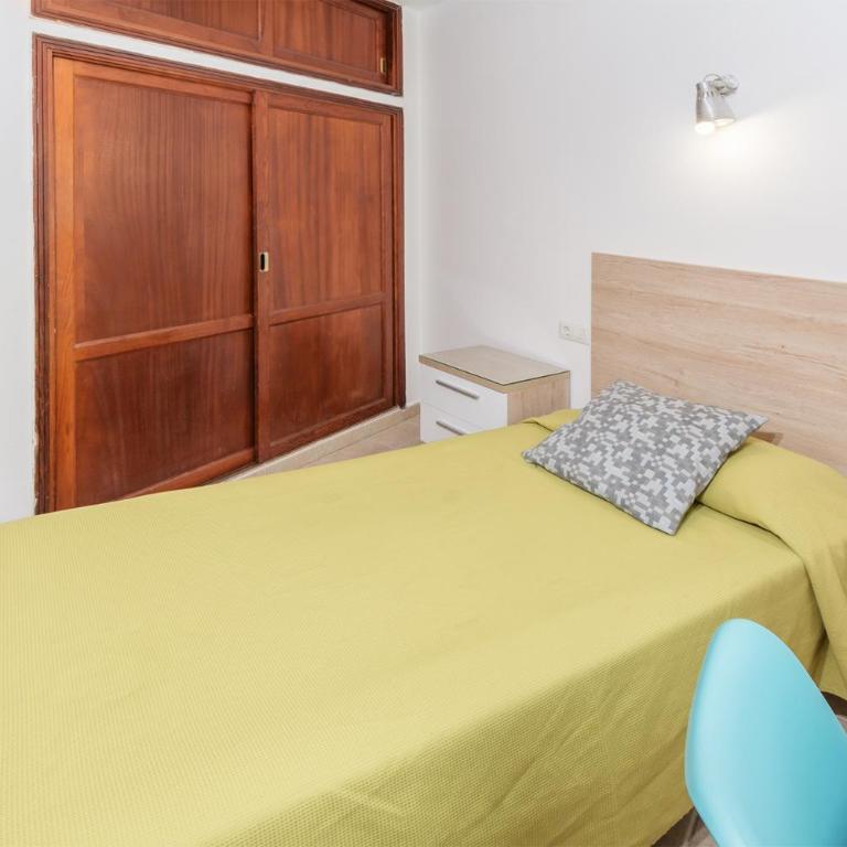 Hostal Magec - Single Room with Shared Bathroom - 12