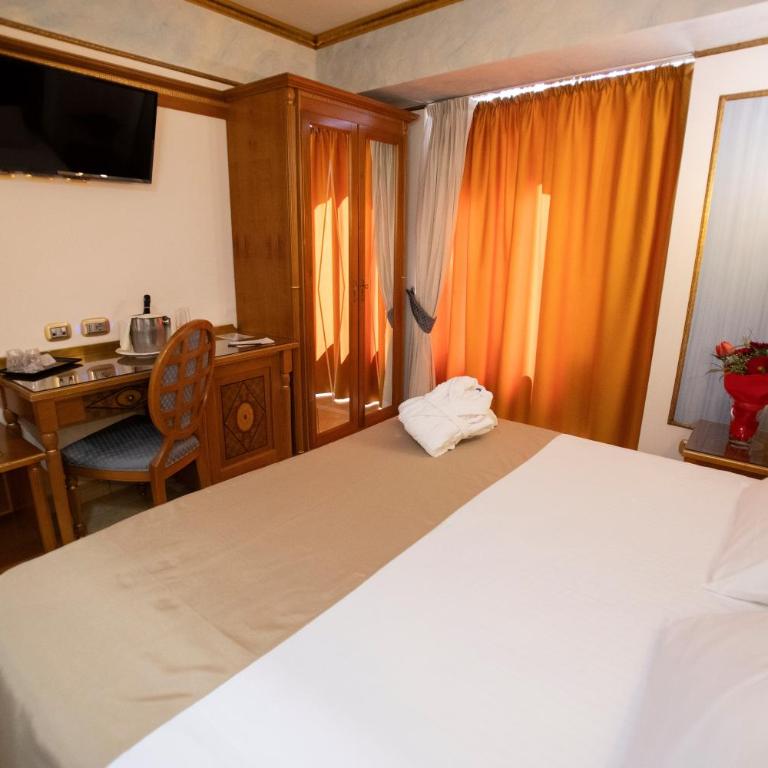 Hotel Il Principe - Camera Matrimoniale Deluxe con Balcone e Vista Mare - 7