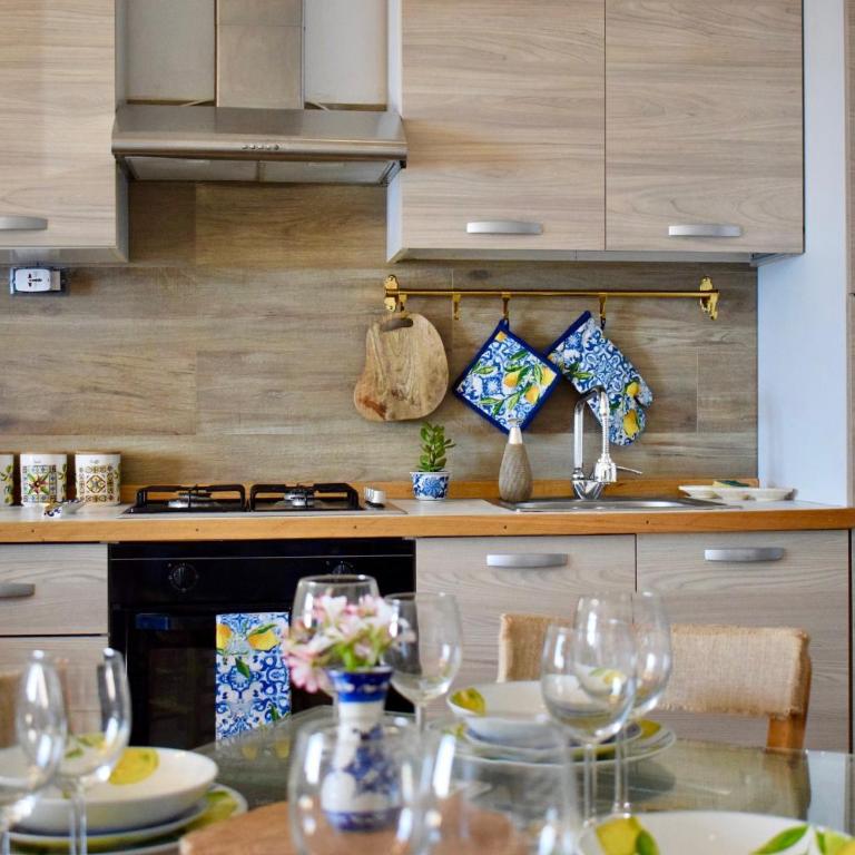 Wave Beach Stays Acitrezza - Appartamento con 2 Camere da Letto - 10