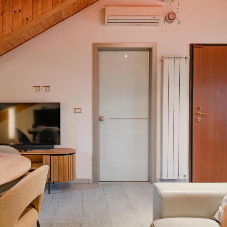 2 Room - Tutti p4zzi per Torino - Two-Bedroom Apartment - 13
