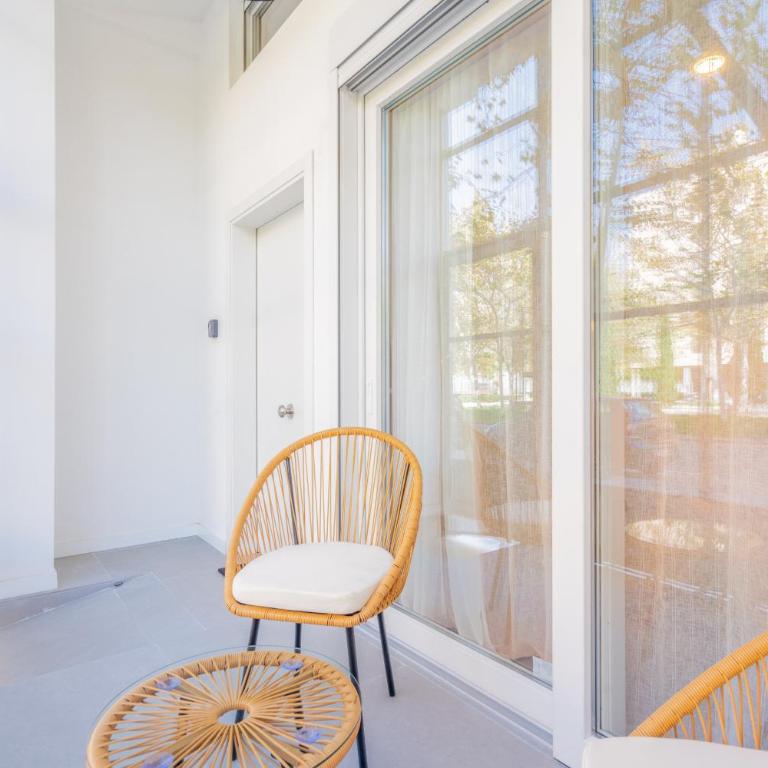 Loft HomeValencia - Three-Bedroom Apartment - 13