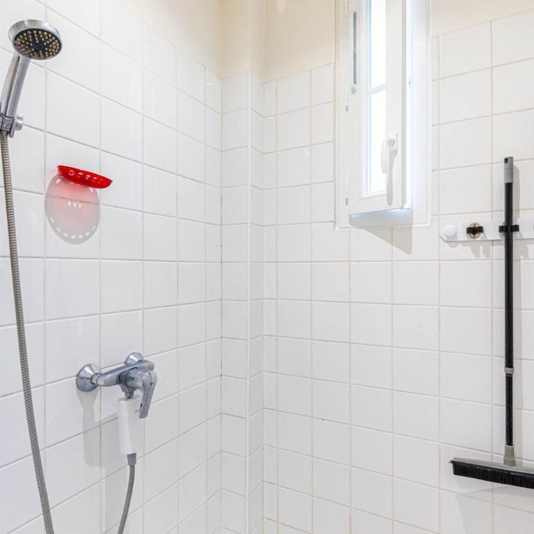 GuestReady- Modern Comfort near Parc Monceau for 6 - Apartment - 15