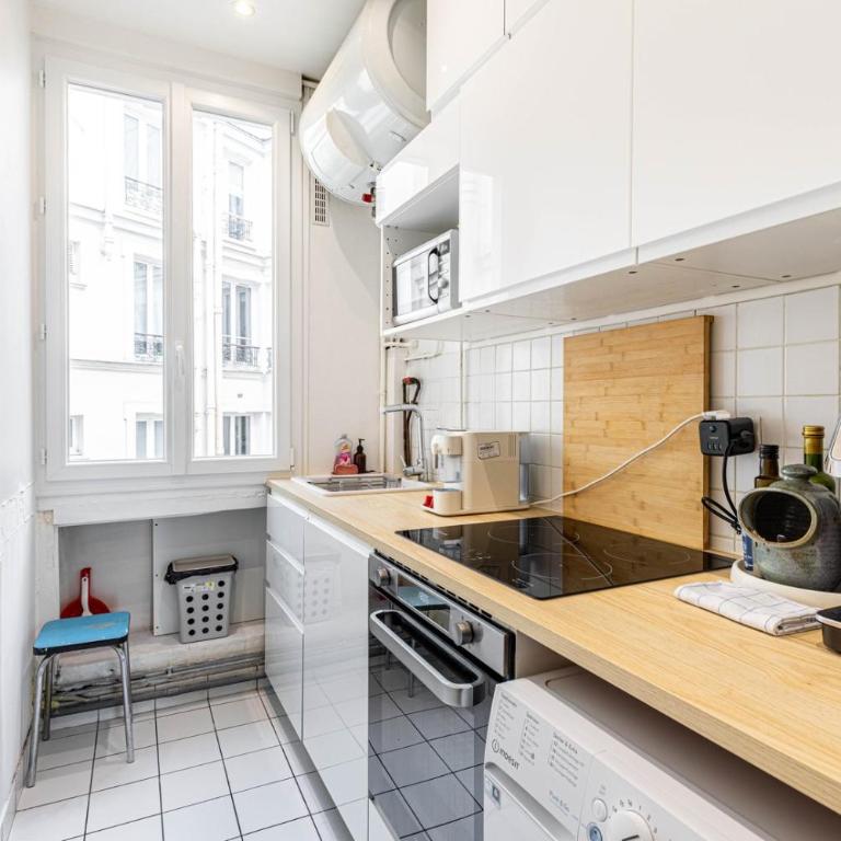 GuestReady- Modern Comfort near Parc Monceau for 6 - Apartment - 5