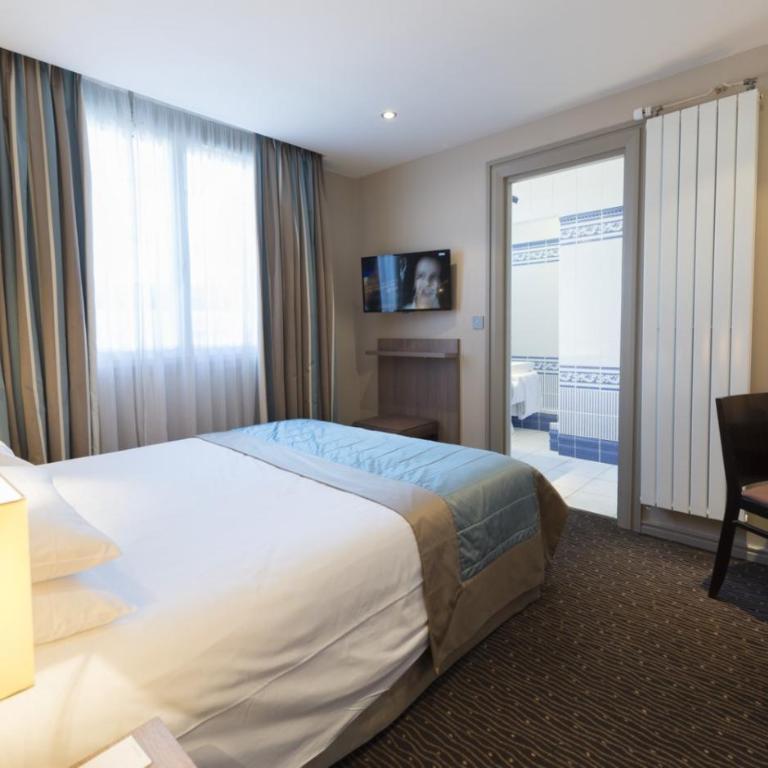 Hôtel Bristol - Chambre Double Standard - 2