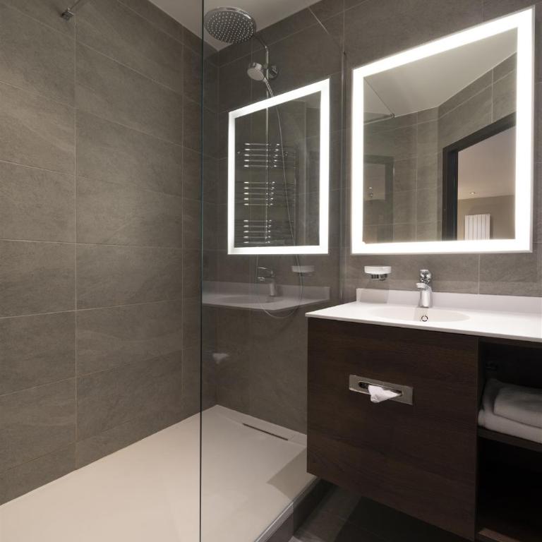 Hôtel Bristol - Chambre Double Standard - 8