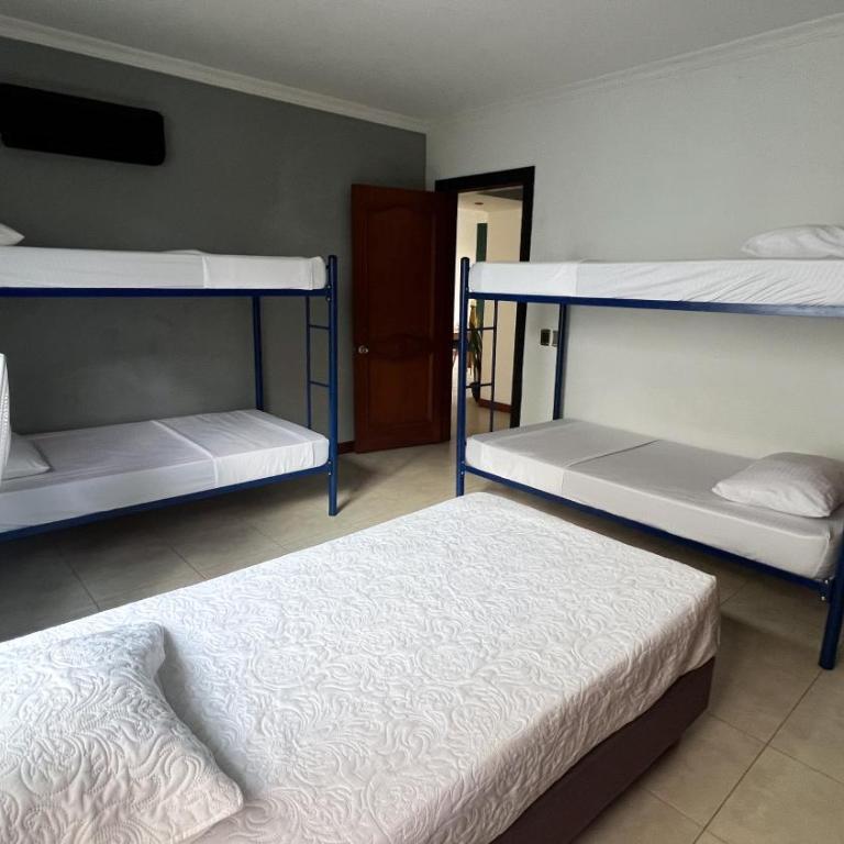 La Clave House - Habitación Compartida Femenina - 2