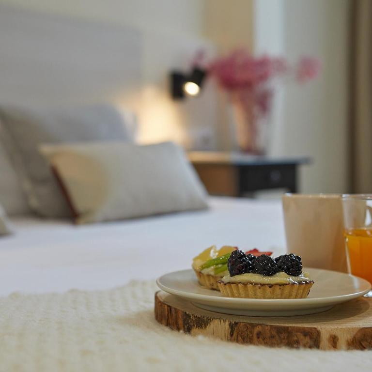 BBarcelona Sagrada Familia Flats - Two-Bedroom Apartment with Terrace - 2