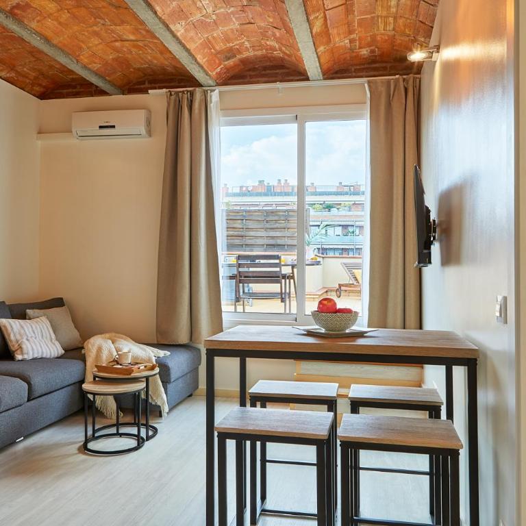 BBarcelona Sagrada Familia Flats - Two-Bedroom Apartment with Terrace - 9