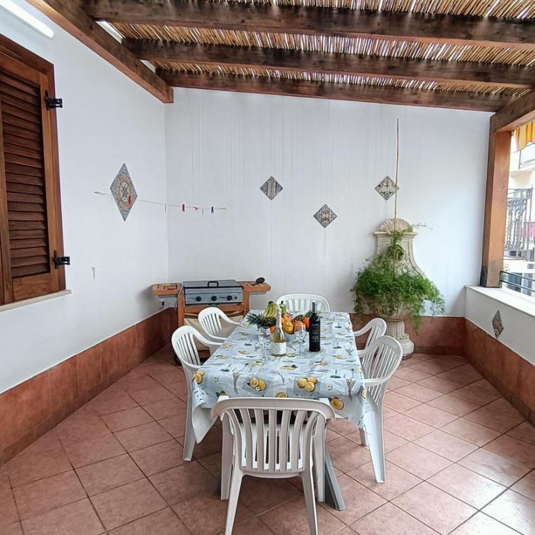 Casa Vita in centro - Casa con 2 Camere da Letto - 3