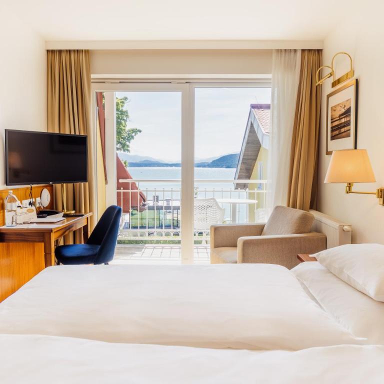 Seehotel Dr. Jilly - Superior Doppelzimmer mit Balkon oder Terrasse und Seeblick - 1