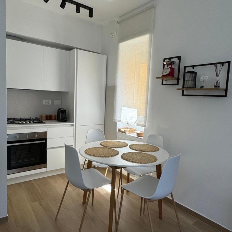 Apartment Cinecittà - Metro A Lucio Sestio - 15 min to center - One-Bedroom Apartment - 7