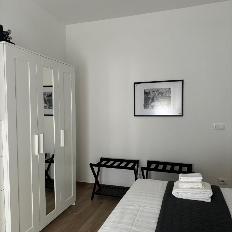Apartment Cinecittà - Metro A Lucio Sestio - 15 min to center - One-Bedroom Apartment - 5