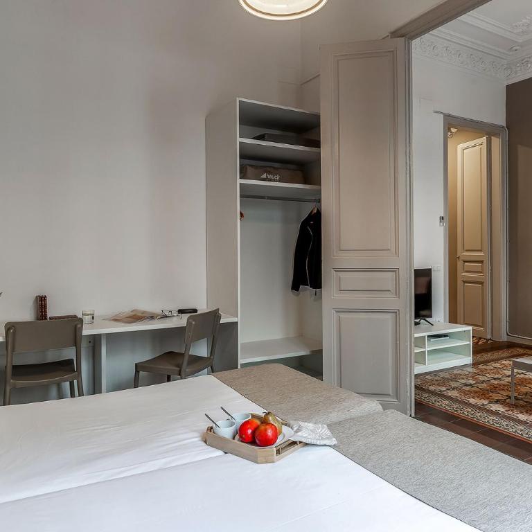 AB Bailen Apartments - Three-Bedroom Apartment with Private Terrace - 20