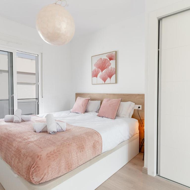 Azure Escape Villa, Gran Alacant by United Renters - Chalet - 8