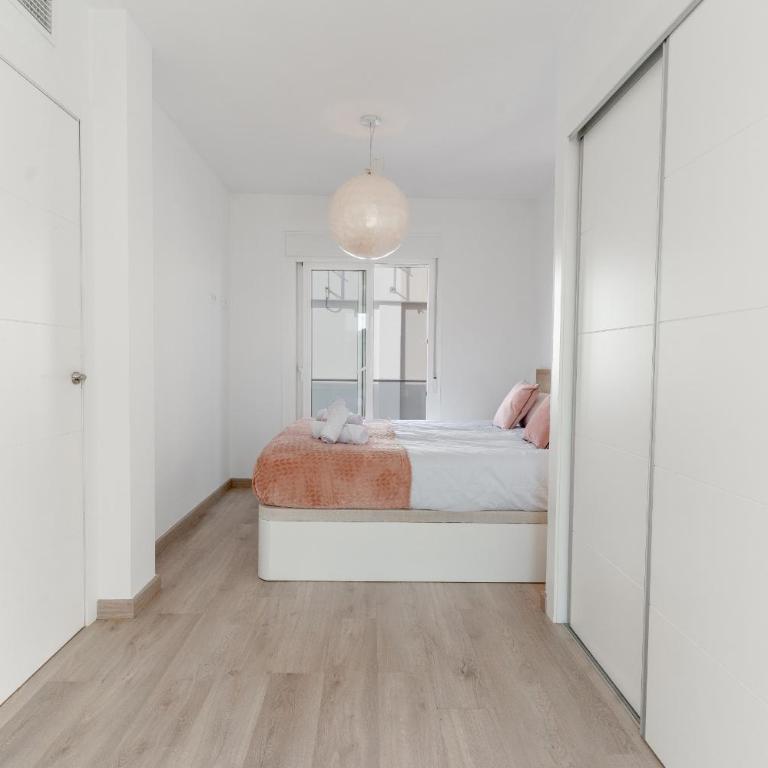 Azure Escape Villa, Gran Alacant by United Renters - Chalet - 14