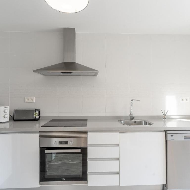 Azure Escape Villa, Gran Alacant by United Renters - Chalet - 16